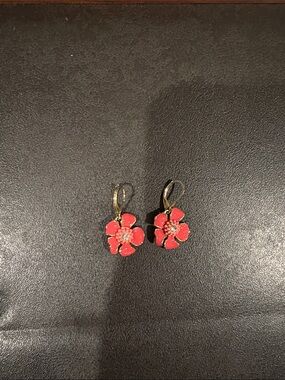 NWOT! Kohl's Red Flower Drop Earrings with Gold-Tone Hooks